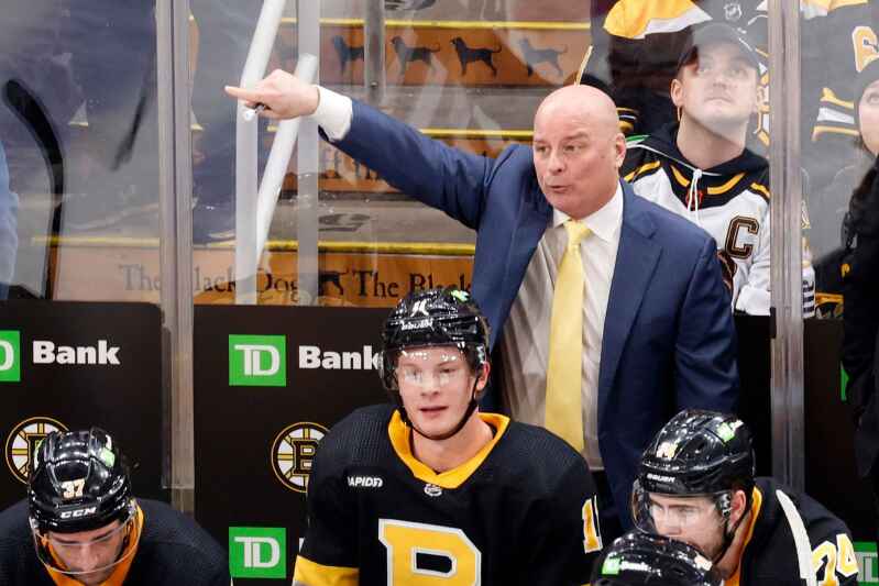 Boston Bruins 100 points fastest team in NHL history to reach in a