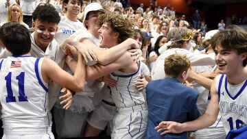 Thumbnail image for: Old Lyme boys basketball wins the Division V state championship 