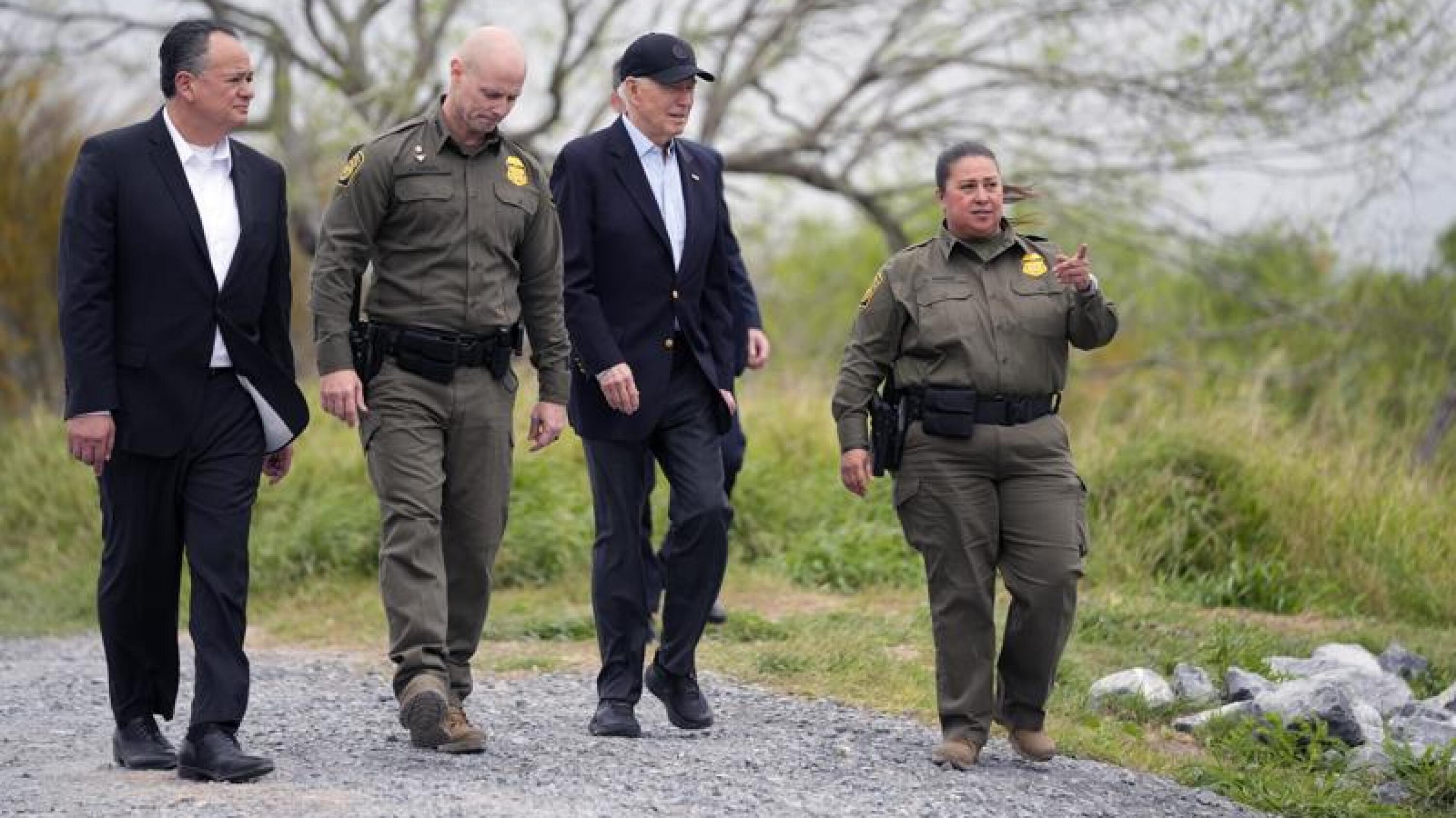 In Texas, Biden and Trump try to use immigration to gain election advantage